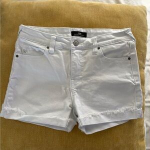 True Religion Jayde Mid Rise Classic Shorts Size 27